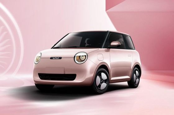 Carros elétricos pequenos do carro com porta traseira dos veículos elétricos 155KM New Energy de Changan Lumin