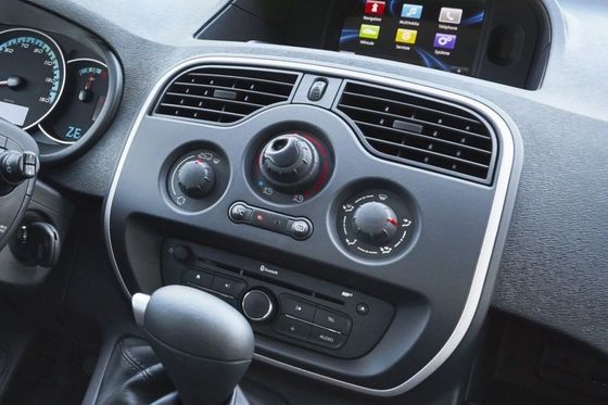 2 Seater Van com melhor preço em Renault Kangoo, e confortable em características, em milhagem, em assento, e em desempenho do motor