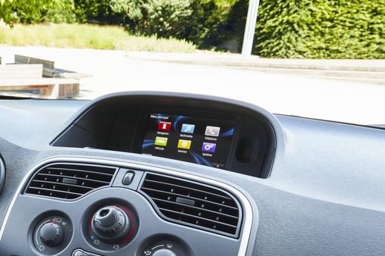 2 Seater Van com melhor preço em Renault Kangoo, e confortable em características, em milhagem, em assento, e em desempenho do motor