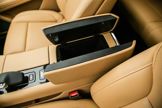 A roda de AITO M5 4 conduz a mão esquerda 210km/h dos carros elétricos para adultos