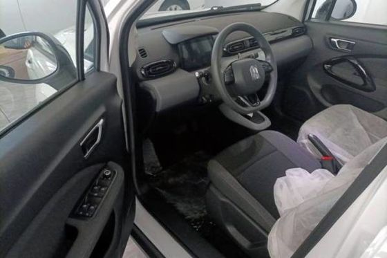 veículos elétricos pequenos de Leapmotor T03 CLTC 403km EV SUV dos carros de 100km/h SUV