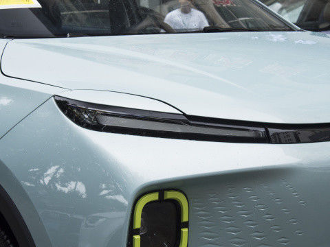 Geometria amigável pequena E 320km de Geely dos carros elétricos de SUV ECO 401km 5 portas 5 Seaters