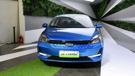 Os carros elétricos puros de Chery Arrizo E carregam rapidamente a escala da porta 401km de Seater 4 do carro 5 de SUV