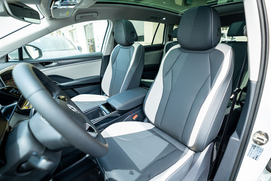 identificação 6 Crozz Pure+ 7 Seater SUV elétrico de Volkswagen dos carros da longa distância EV de 601km