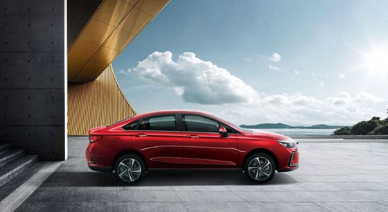 O Pequim elétrico EU5 da mão de BAIC SUV segundo mais R600 usou carros da movimentação da mão esquerda