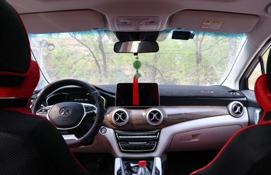 O Pequim elétrico EU5 da mão de BAIC SUV segundo mais R600 usou carros da movimentação da mão esquerda