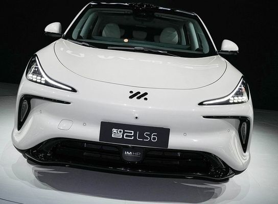 Zhiji LS6 Potência máxima de 575kw Todos os carros elétricos com velocidade máxima de 252kmh Veículo esportivo elétrico