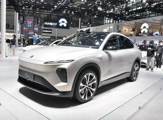 SUV At NIO EC7 75kWh Carro Elétrico Com Motor Fornecendo 480 KW