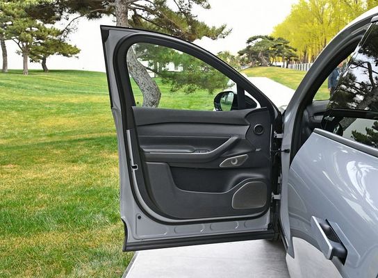 SUV At NIO EC7 75kWh Carro Elétrico Com Motor Fornecendo 480 KW