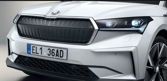 comodíssimo o suficiente para conduzir e recomendavelmente rápido no Skoda Enyaq iv80 82kWh bateria, motor único, carro elétrico de tração traseira