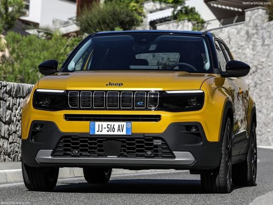 Pequena família compacta focada todo crossover elétrico SUV Jeep Avenger com WLTP400km