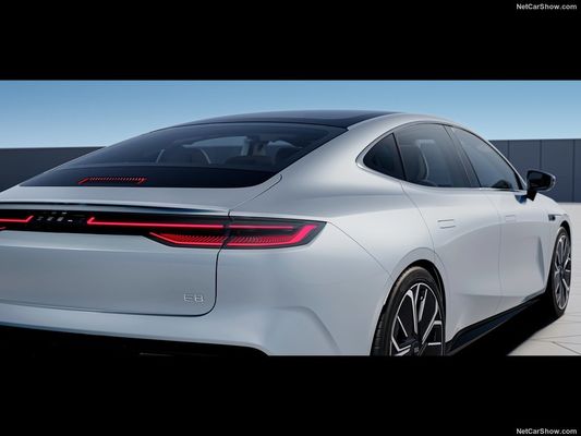 Geely Galaxy E8 Ev Carro Elétrico 2024 550Kw Max Novo Veículo de Energia Modelo Com Um Motor A 190km/H Max Velocidade