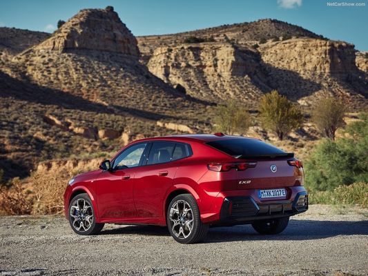 Venda Quente Carro Elétrico de Longo Alcance 2024 para BMW IX2 449Km Auto de Alta Velocidade Carro de nova energia
