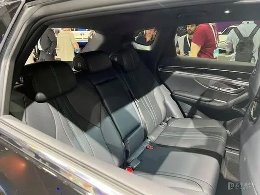 2023 BYD Seal U Long Range Rear Drive Edition 5 lugares virando para a esquerda Veículos elétricos