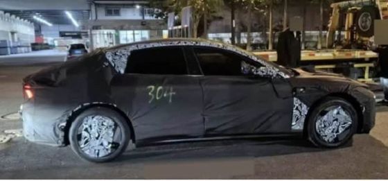 Pre-venda JV trabalha no Jiyue 02 EV sedan com 544 hp com versões RWD&AWD novo carro de energia