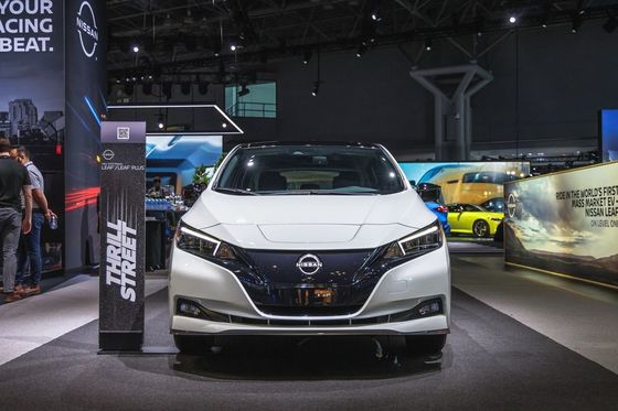 Sem gasolina, com uma autonomia de 180 milhas para viagens locais no 2024 Nissan Leaf S hatchback carros de energia nova