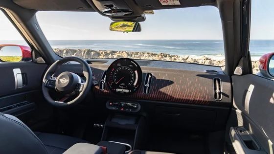 2024 Automóvel elétrico puro Mini Cooper Countryman E família SUV com forma de caixa 462km alcance com 150km de potência do motor