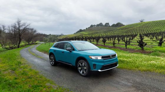 Novo carro Ev 2024 Honda Prologue EV Crossover com uma posição baixa e larga, uma distância entre eixos longa