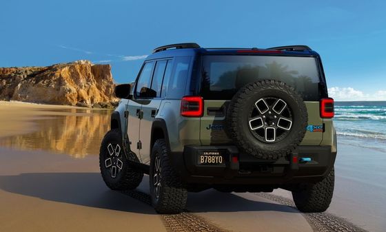Próximo SUV totalmente elétrico 2024 Jeep Recon EV com telhado dobrável removível portas & rochas rastejadas