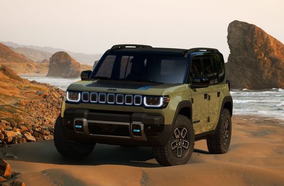 Próximo SUV totalmente elétrico 2024 Jeep Recon EV com telhado dobrável removível portas & rochas rastejadas
