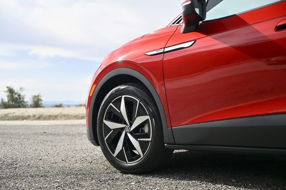 201 cavalos de potência RWD até 290 milhas EPA alcance em 2024 Volkswagen ID4 carros elétricos puros