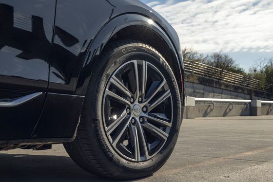 2024 Cadillac Lyriq 308 milhas de distância em cabine mais elegante