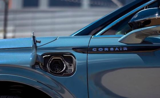 024 Lincoln Corsair Plug-In Hybrid Green Ev SUV 5 Passageiro Lincoln Corsair envolve você em recursos inteligentes