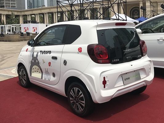Veículos elétricos puros Roewe Clever Carro totalmente elétrico Mini Carro elétrico de 4 lugares com alcance de 311 km disponível