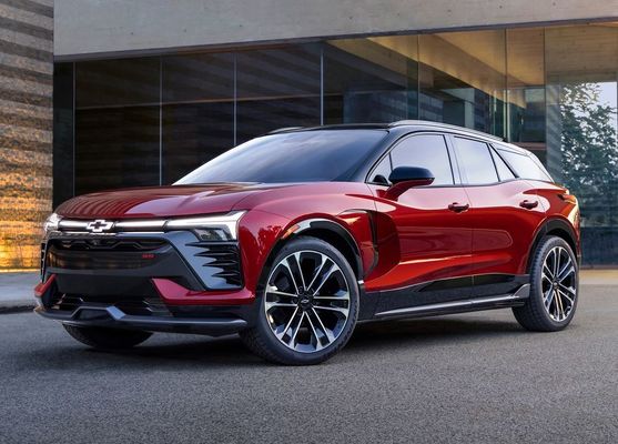 O primeiro SUV totalmente elétrico da Chevrolet, o Chevrolet Blazer EV 2024, oferece 557 cavalos de potência e 324 milhas de autonomia.