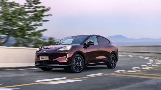 2023 O GAC Aion Hyper HT Fastback SUVRWD versão de troca de bateria com portas Gull Wing, 245 HP, 550 Km de alcance