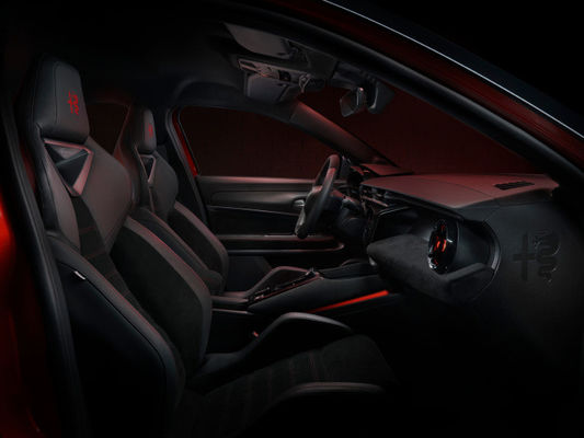 O carro compacto mais desportivo Alfa Romeo Primeiro EV Milano Com 2 opções de transmissão 156ph&240ph WLTC 240miles