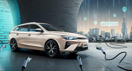 NEDC501Km Range Roewe Ei5 MPV Veículos elétricos puros Velocidade máxima 185km/h 8.3sec 0-100km/h Aceleração