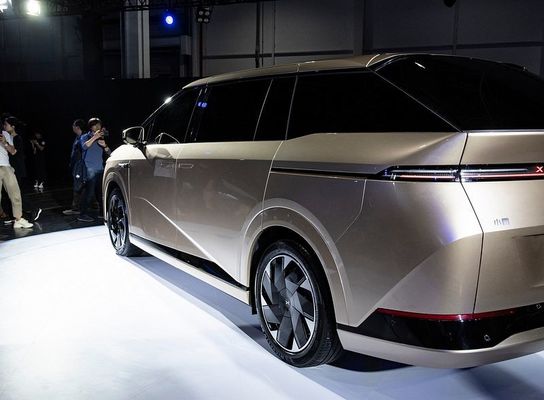 Atacado Carro Elétrico Carros Novos Usados XPENG X9 2024 Big Mpv 4dw 5 portas 7 assentos Xiaopeng X9 Big Suv Veículo Energético