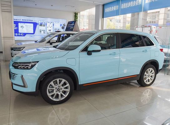 Skyworth 2024 HT-i II SUV Carro Elétrico e Híbrido Com Motor 1.5L 205km MAX Range Direção Esquerda Luz Interior Coluna escura