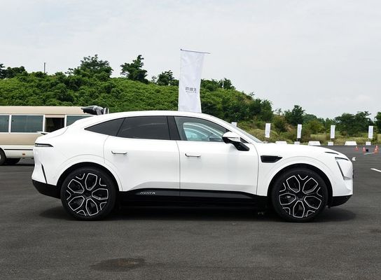 2024 Novo Carro Avita11 Huawei Tração traseira 630km alcance Alto desempenho Quatro portas Cinco lugares SUV Carro elétrico puro
