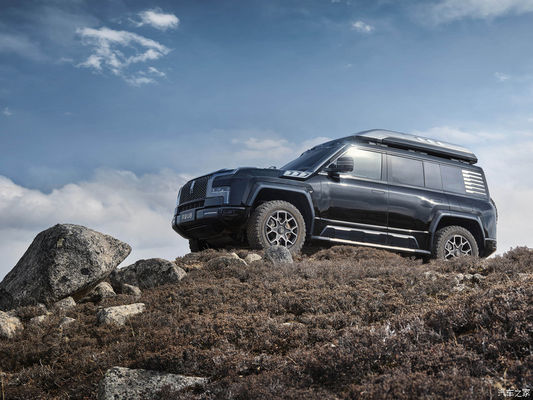 Pré-VENDIDA 2024 Beijing Auto Show BYD Yangwang U8 2024 Veículo de luxo off-road 1197hp 4Motor 4wd Carro elétrico Byd U8 híbrido