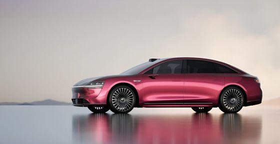 Pré-venda Huawei & BAIC Stelato S9 Veículo elétrico puro 4 portas/5 assentos Sedan 214km/h Velocidade máxima 227kw Potência do motor Novo Ev Car