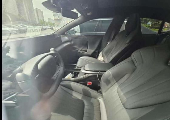 Mostra de Automóveis de Pequim mais quente Jiyue07 200kw Potência do motor 27w;S CAR ELÉTRICO PURO com velocidade máxima de 200km/h