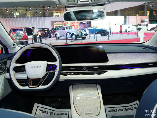 Boa venda com 172 km de velocidade máxima e 150kw de potência motor na Chery OMODA EV Pure Electric Car