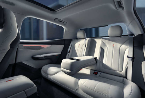 Poderoso novo carro híbrido LYNK&CO 07 EM-P com 163 PS e 255 Nm de torque e 160kw de potência do motor e 3 velocidades DHT caixa de velocidades