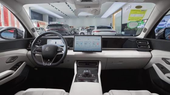 Novo Veículo Híbrido 2024 BYD Qin L Dm-i 1.5T 101Ps.L4 Motor Com 218Ps Potência do Motor Elétrico 180km/h Velocidade máxima