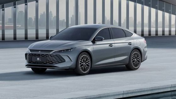 Novo Veículo Híbrido 2024 BYD Qin L Dm-i 1.5T 101Ps.L4 Motor Com 218Ps Potência do Motor Elétrico 180km/h Velocidade máxima