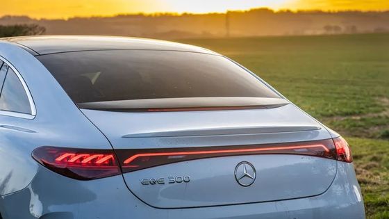 Veículo elétrico de valor mais atraente Mercedes-Benz EQE 300 Sedan 525kmrange 180kw/245P.s potência w 210kmh velocidade máxima