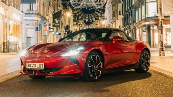 MG Cyberster Trophy Carro Esportivo Todo Elétrico Um Saudável 335 cv E 350lb Ft De Torque, 336 milhas de alcance Sob 77kwh Bateria