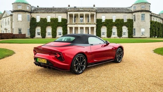 MG Cyberster Trophy Carro Esportivo Todo Elétrico Um Saudável 335 cv E 350lb Ft De Torque, 336 milhas de alcance Sob 77kwh Bateria