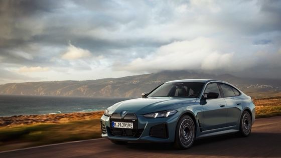 Veículo puramente elétrico de alto desempenho 450km BMW i4 aceleração 0-100km/h a 3.9s 225km/h velocidade máxima 400kw de potência