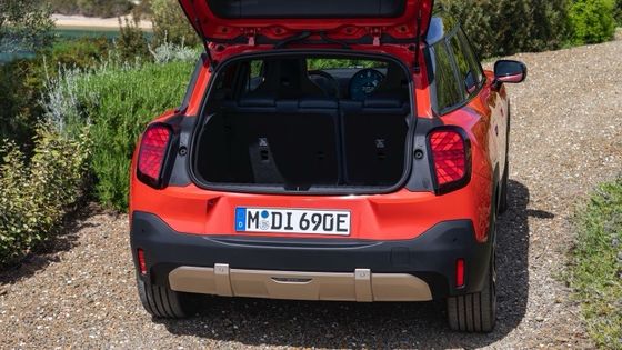 Novo MINI Aceman SE totalmente elétrico bateria de 54,2kwh com um potente motor de 215hp e 330N.m aceleração de 0-100km/h