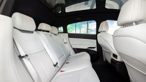 Xpeng G6 RWD Long Range Veículo Elétrico SUV EV Carro Elétrico com uma potência de motor de 210kw RWD condução & 490km Range