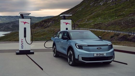 Pronto para ir Pure Electric Crossover Ford Explorer AWD com 532km WLTP 250kw/340P.s potência do motor e velocidade máxima 180km/h