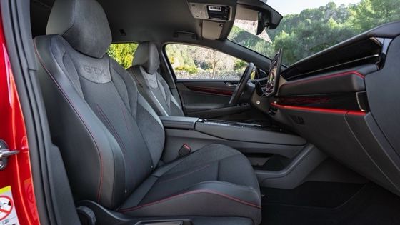 Volkswagen ID 7 Tourer GTX Veículo de Engenharia Nova Com 91kwh Bateria De 250kw (340P.s) Potência do motor 6,0sec Aceleração 0-100km/h